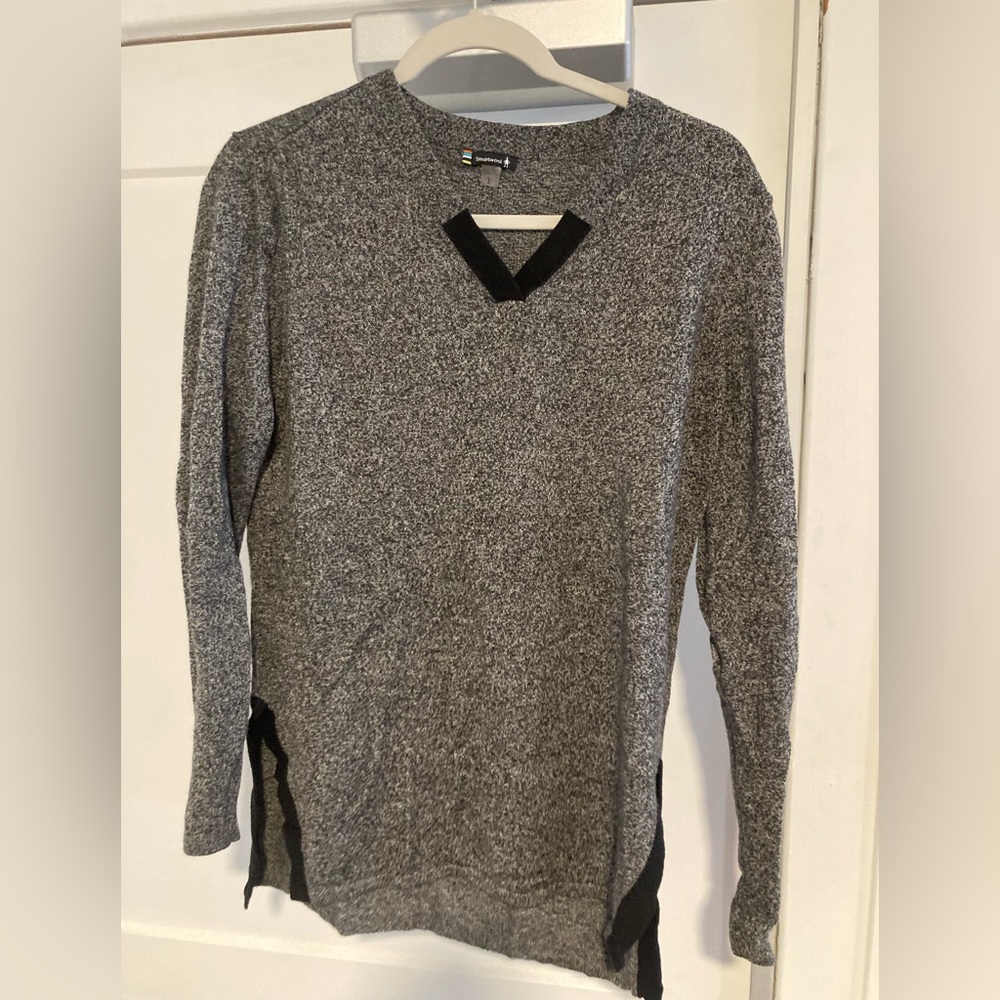 Smart wool tunic